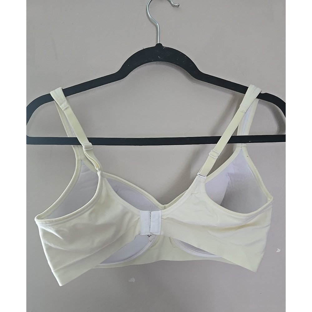 Bali Comfort Revolution Yellow Shaping Smoothing Wire Free T-Shirt Bra Size 38C - Picture 2 of 4
